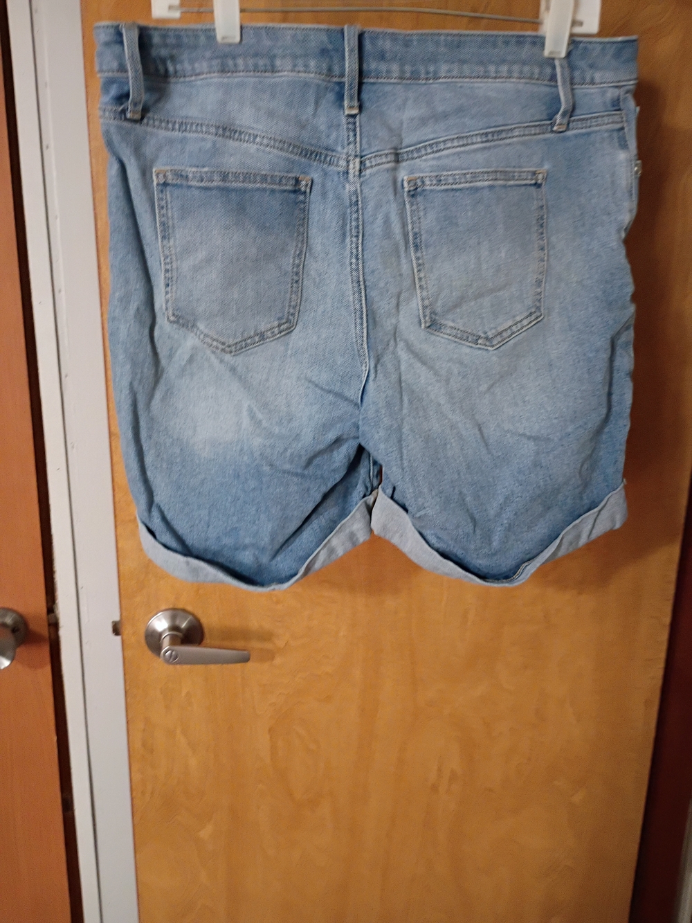 Simply Vera Vera Wang Light Blue Denim Rolled Hem Shorts